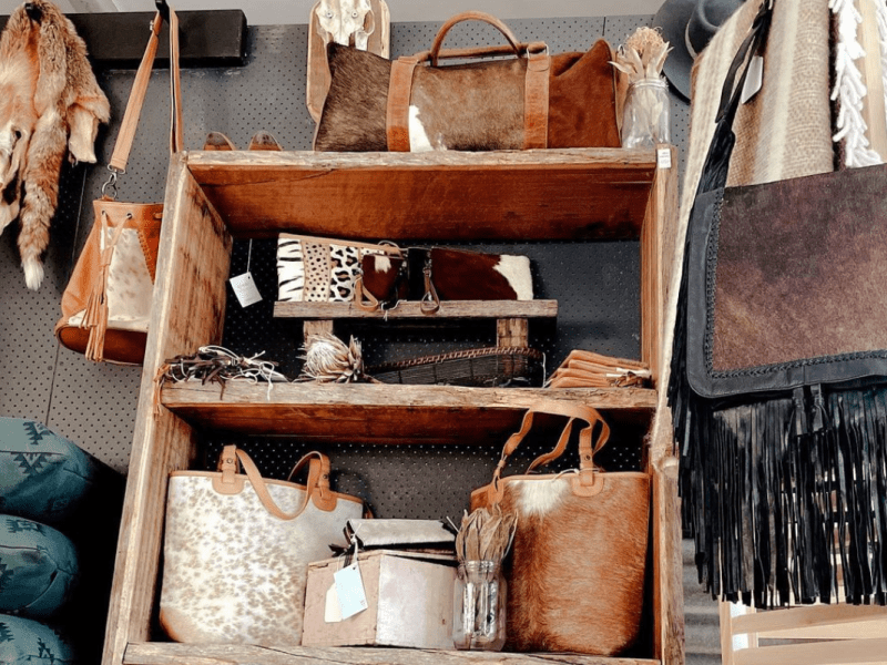 Snowy Mountains Gift&nbsp;Guide